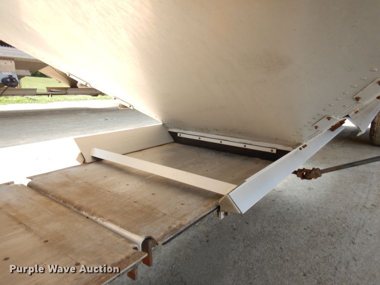 image for item IL9865 2016 Timpte  grain trailer
