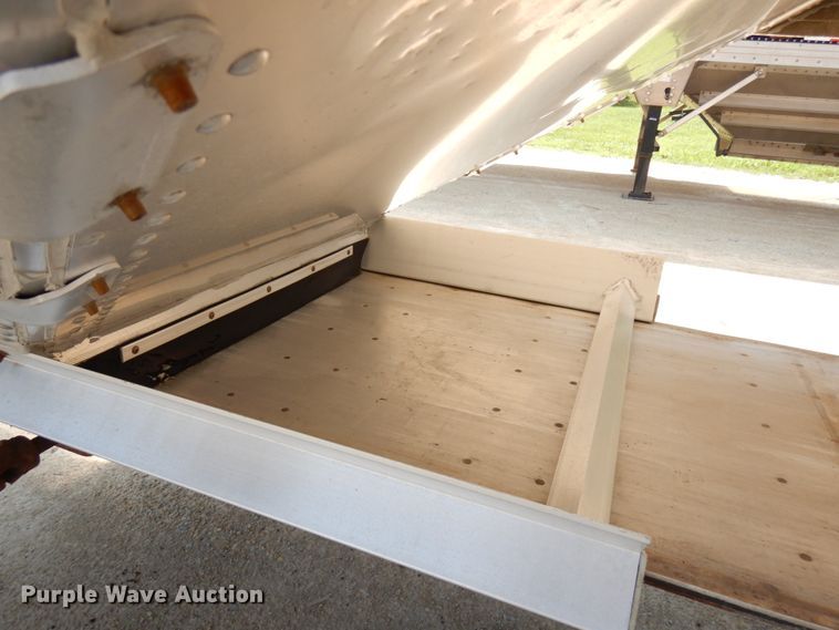 image for item IL9865 2016 Timpte  grain trailer