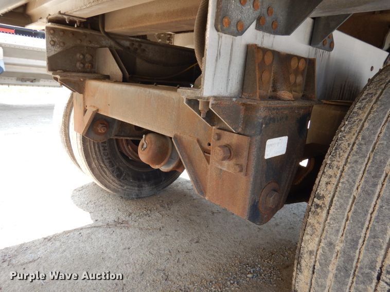 image for item IL9865 2016 Timpte  grain trailer