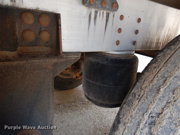 image for item IL9865 2016 Timpte  grain trailer