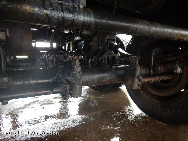 image for item IL9874 1999 Liberty  flatbed trailer