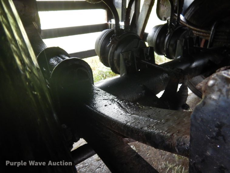 image for item IL9874 1999 Liberty  flatbed trailer