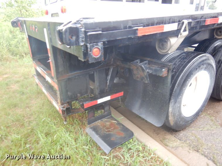 image for item IL9874 1999 Liberty  flatbed trailer
