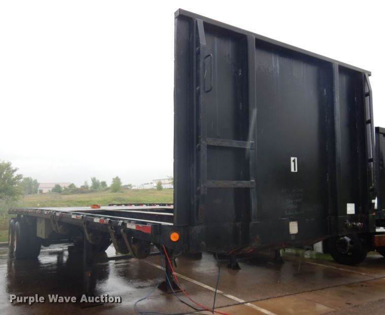 image for item IL9875 2011 Great Dane  flatbed trailer