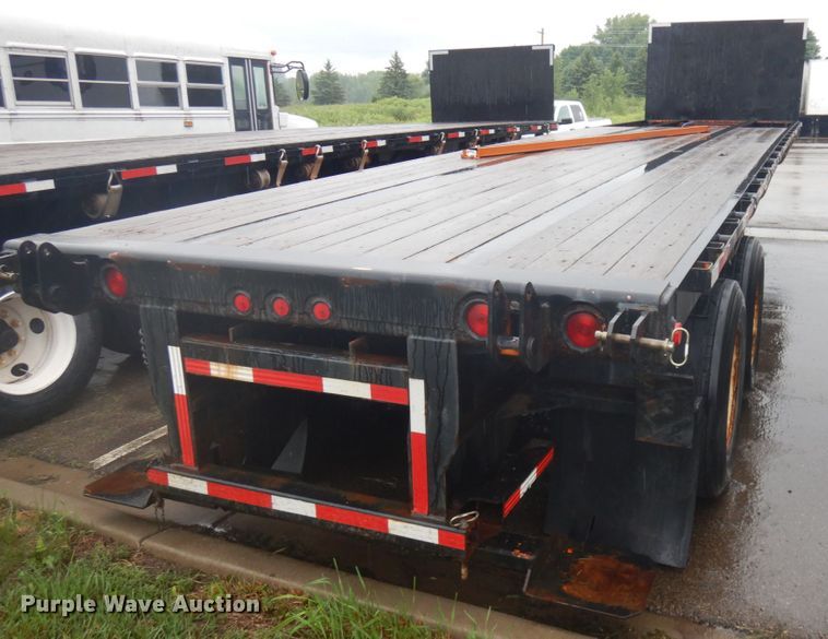 image for item IL9875 2011 Great Dane  flatbed trailer