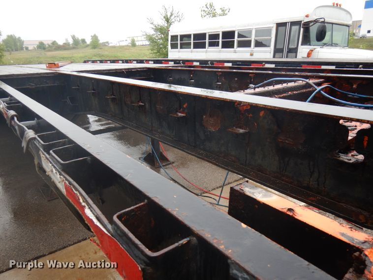 image for item IL9875 2011 Great Dane  flatbed trailer