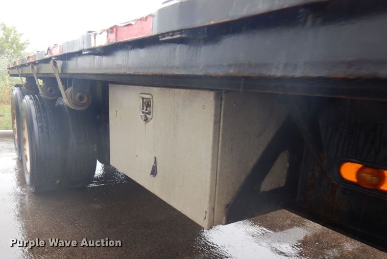 image for item IL9875 2011 Great Dane  flatbed trailer