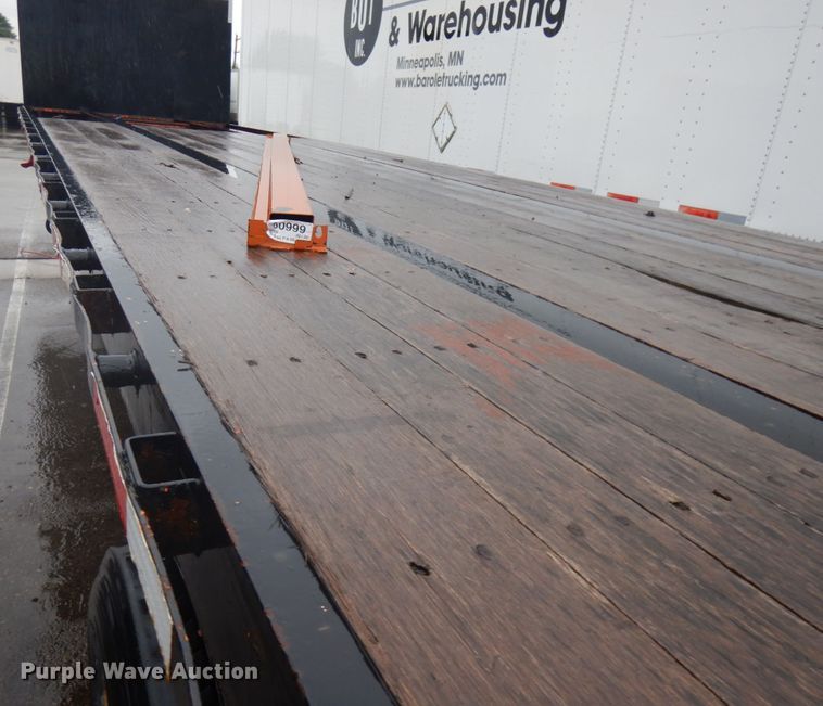 image for item IL9875 2011 Great Dane  flatbed trailer