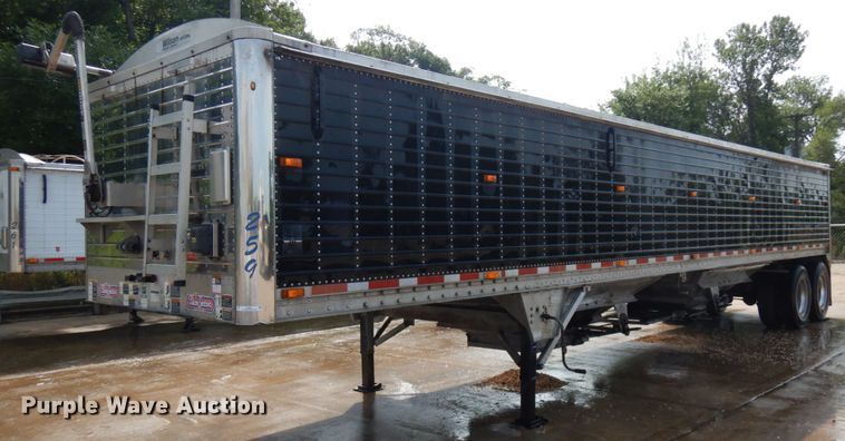 image for item IL9923 2009 Wilson DWH-500 Pace Setter  grain trailer