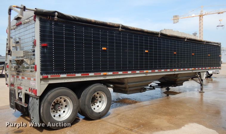 image for item IL9923 2009 Wilson DWH-500 Pace Setter  grain trailer