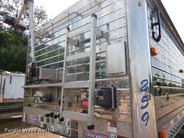 image for item IL9923 2009 Wilson DWH-500 Pace Setter  grain trailer