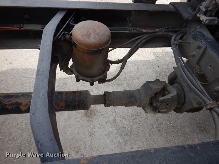 image for item IN9771 1994 WhiteGMC Aero WIA  semi truck