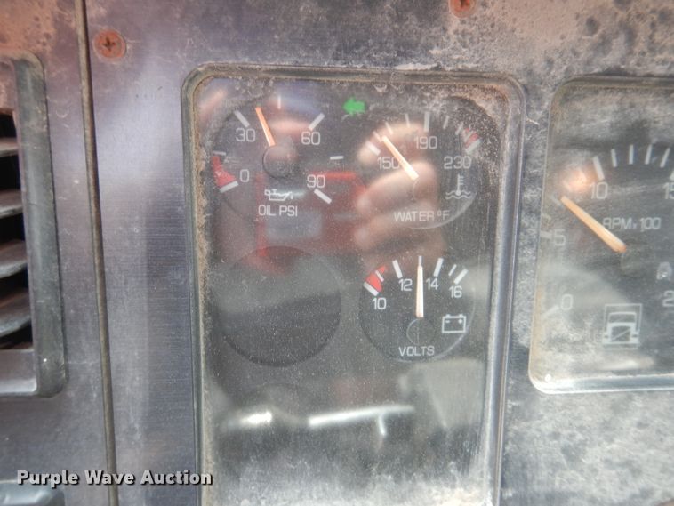 image for item IN9771 1994 WhiteGMC Aero WIA  semi truck