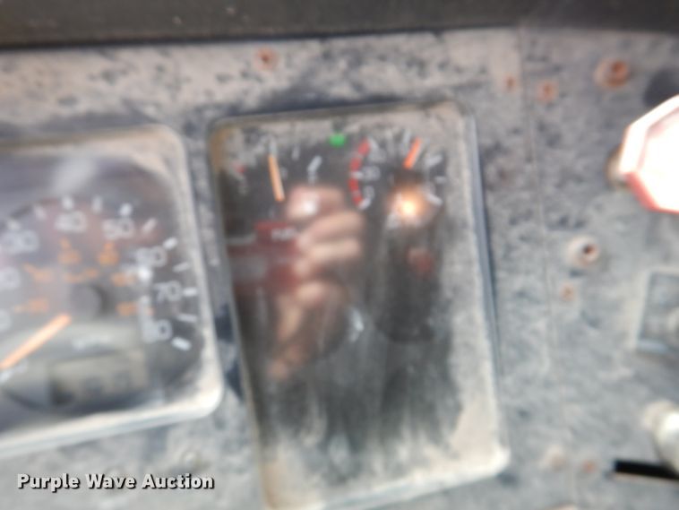 image for item IN9771 1994 WhiteGMC Aero WIA  semi truck