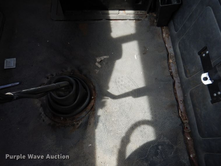 image for item IN9771 1994 WhiteGMC Aero WIA  semi truck