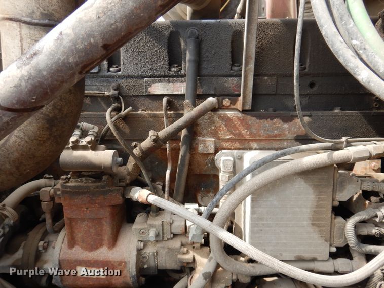 image for item IN9771 1994 WhiteGMC Aero WIA  semi truck