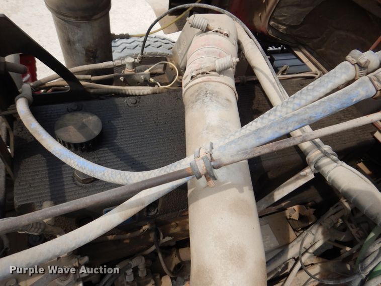 image for item IN9771 1994 WhiteGMC Aero WIA  semi truck