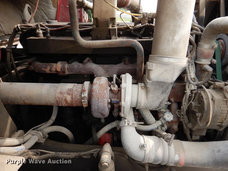 image for item IN9771 1994 WhiteGMC Aero WIA  semi truck