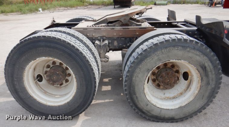 image for item IN9771 1994 WhiteGMC Aero WIA  semi truck