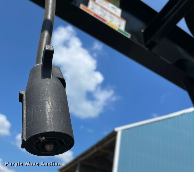 image for item IR9522 2017 Big Tex 22GN-35BK-5MR  equipment trailer