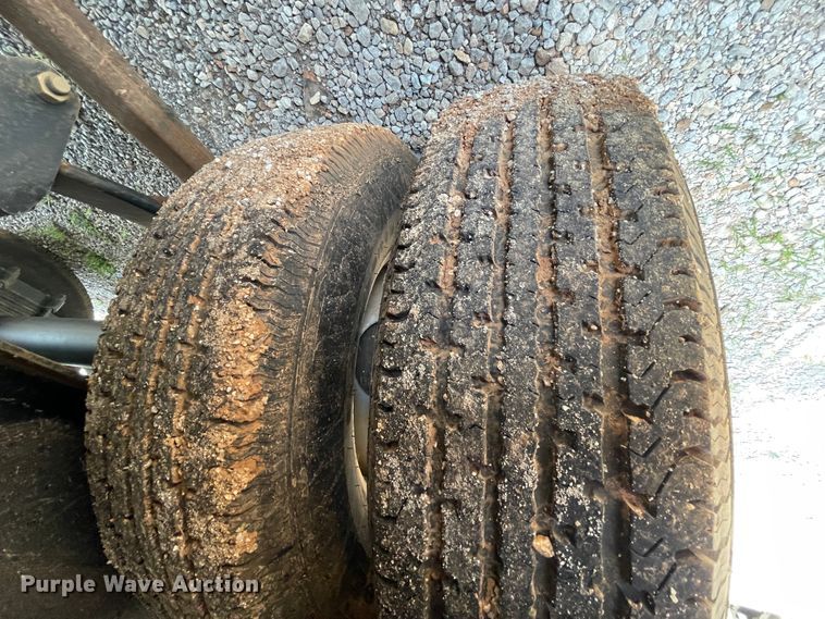 image for item IR9522 2017 Big Tex 22GN-35BK-5MR  equipment trailer