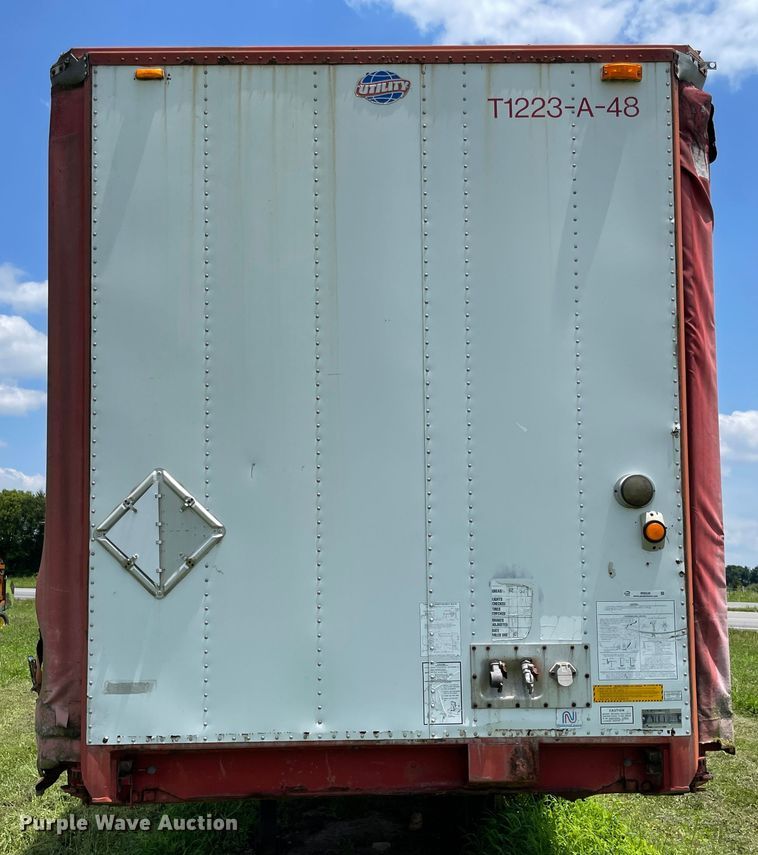 image for item IR9526 1996 Utility Trailer TS2CHE  side curtain trailer