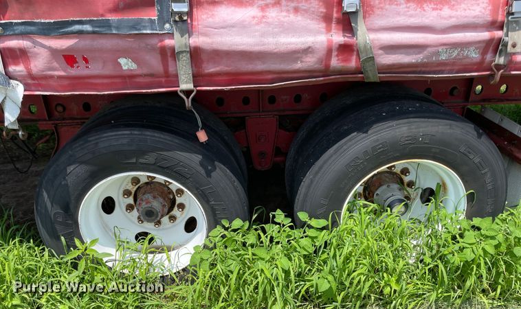 image for item IR9526 1996 Utility Trailer TS2CHE  side curtain trailer