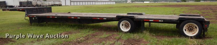 image for item IT9472 1996 Fontaine  drop deck trailer