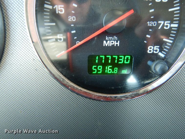 image for item IY9536 2013 Kenworth T270  flatbed truck