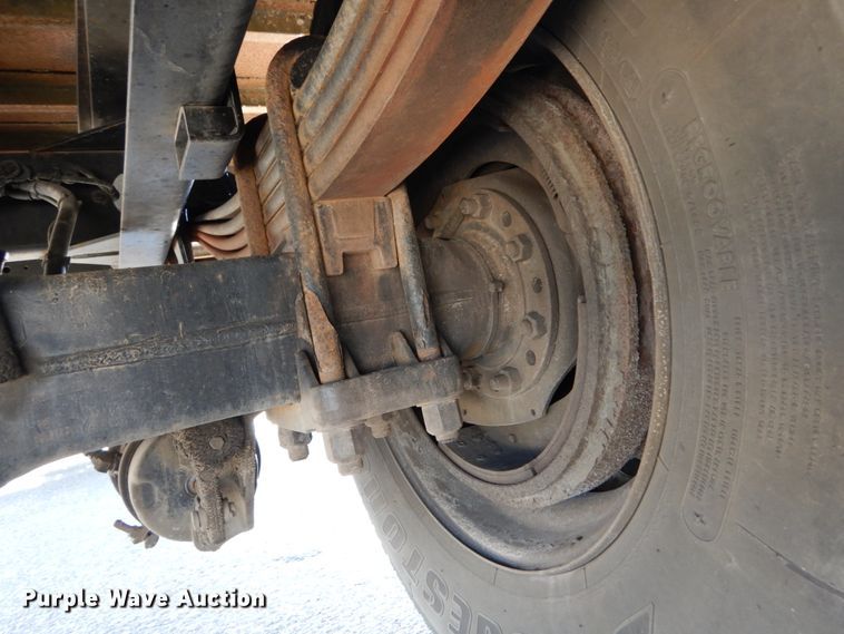 image for item IY9536 2013 Kenworth T270  flatbed truck