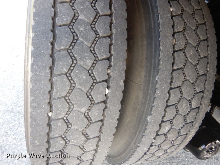 image for item IY9536 2013 Kenworth T270  flatbed truck