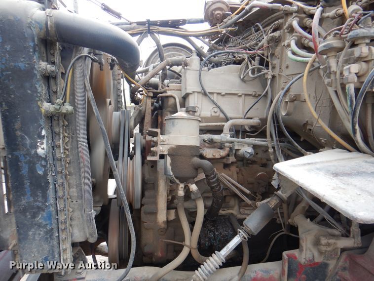 image for item JY9759 1984 Ford 9000  flatbed truck