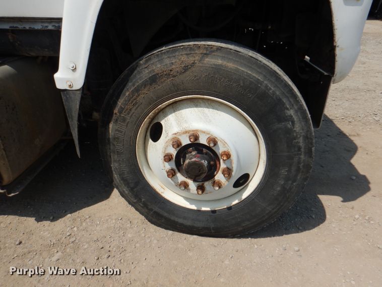 image for item JY9759 1984 Ford 9000  flatbed truck