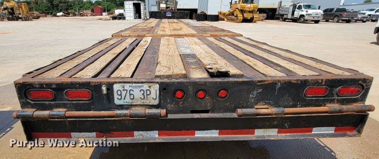image for item KD9379 1999 Ledwell  drop deck trailer