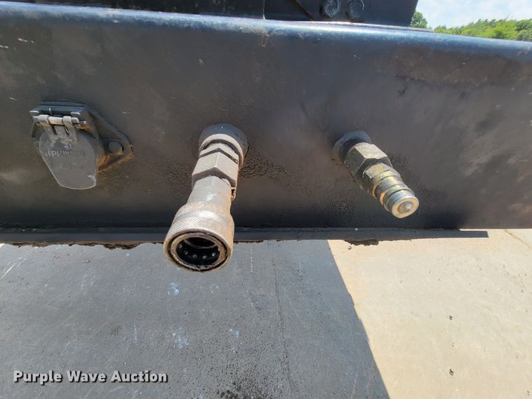 image for item KD9379 1999 Ledwell  drop deck trailer