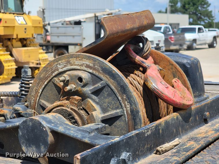 image for item KD9379 1999 Ledwell  drop deck trailer