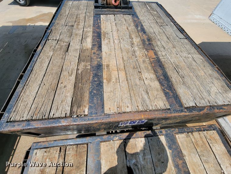 image for item KD9379 1999 Ledwell  drop deck trailer