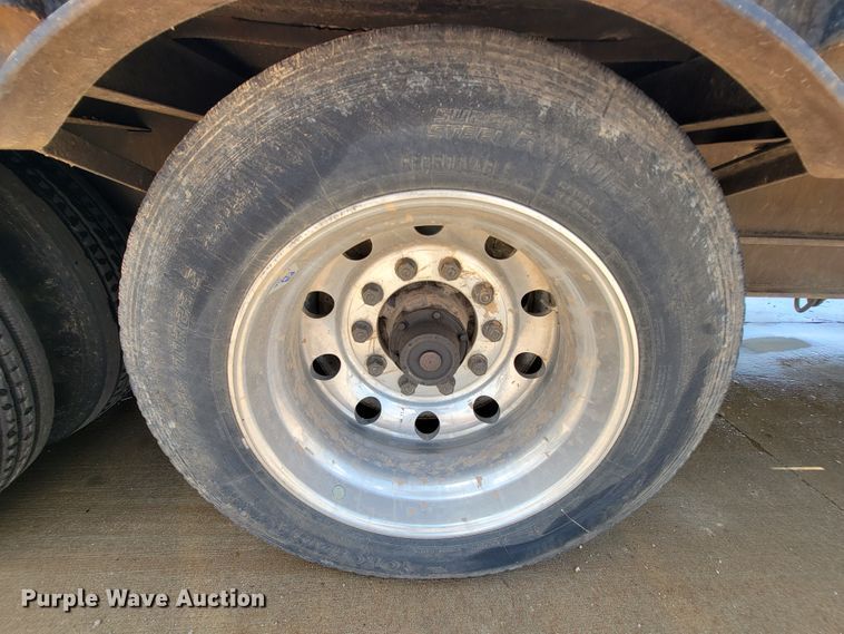 image for item KD9379 1999 Ledwell  drop deck trailer