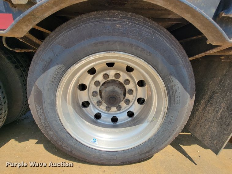 image for item KD9379 1999 Ledwell  drop deck trailer