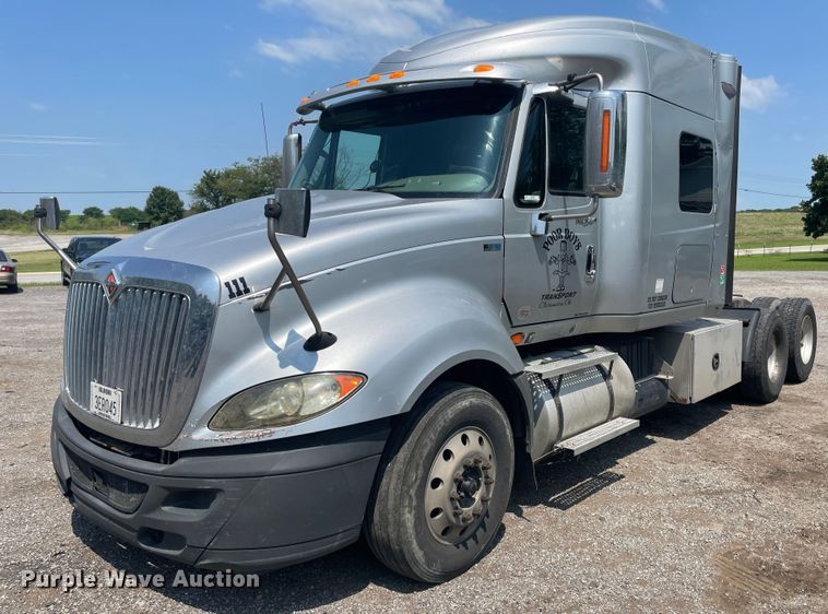 image for item KK9658 2013 International ProStar  semi truck