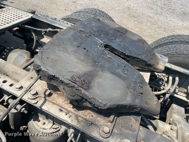 image for item KK9658 2013 International ProStar  semi truck