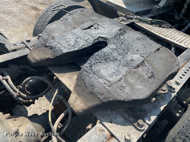 image for item KK9658 2013 International ProStar  semi truck