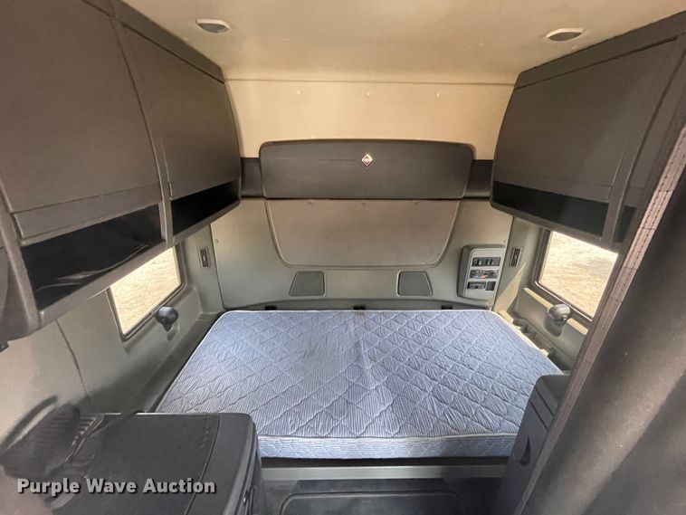 image for item KK9658 2013 International ProStar  semi truck