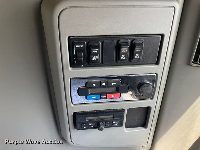 image for item KK9658 2013 International ProStar  semi truck