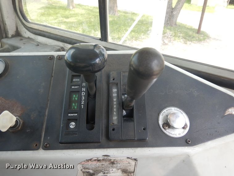 image for item KU9419 2007 Kalmar 50  yard truck