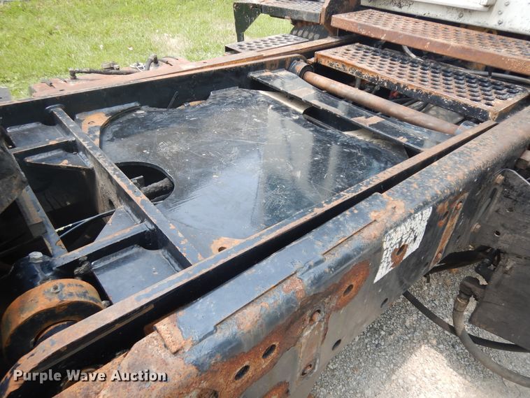 image for item KU9419 2007 Kalmar 50  yard truck