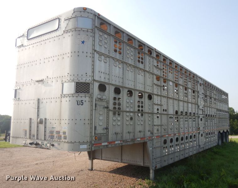 image for item KU9438 2005 Wilson PSDCL-402H  livestock trailer