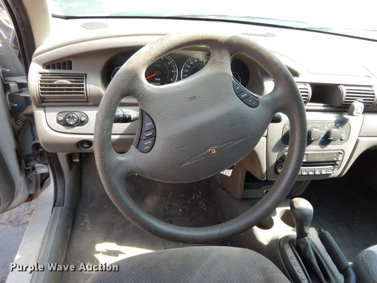 image for item DC2039 2004 Chrysler Sebring LX