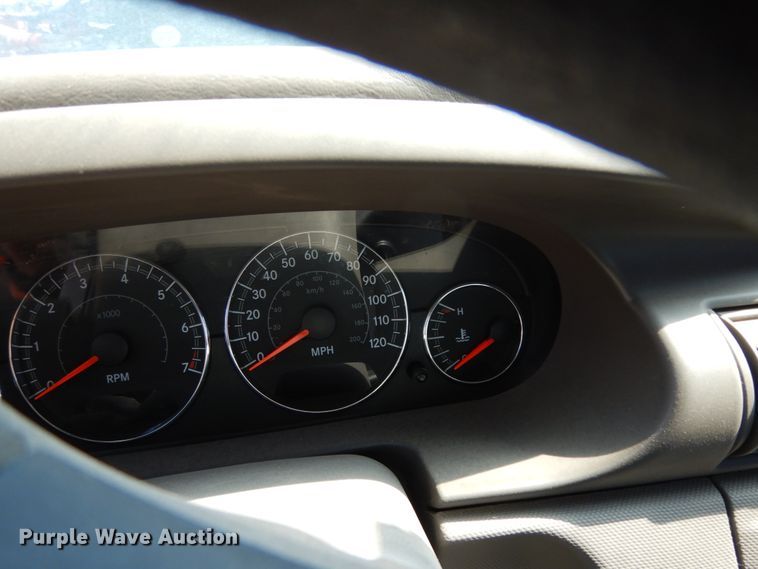 image for item DC2039 2004 Chrysler Sebring LX