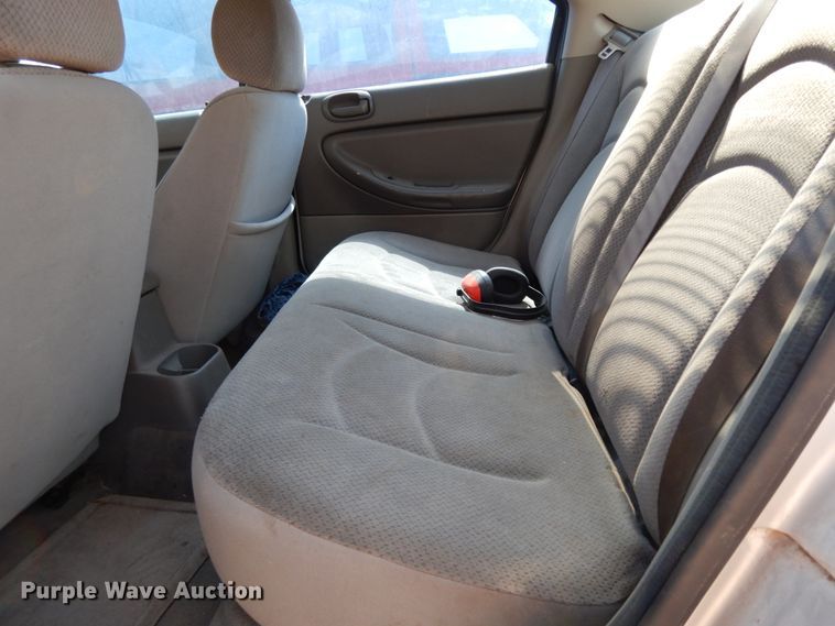 image for item DC2039 2004 Chrysler Sebring LX